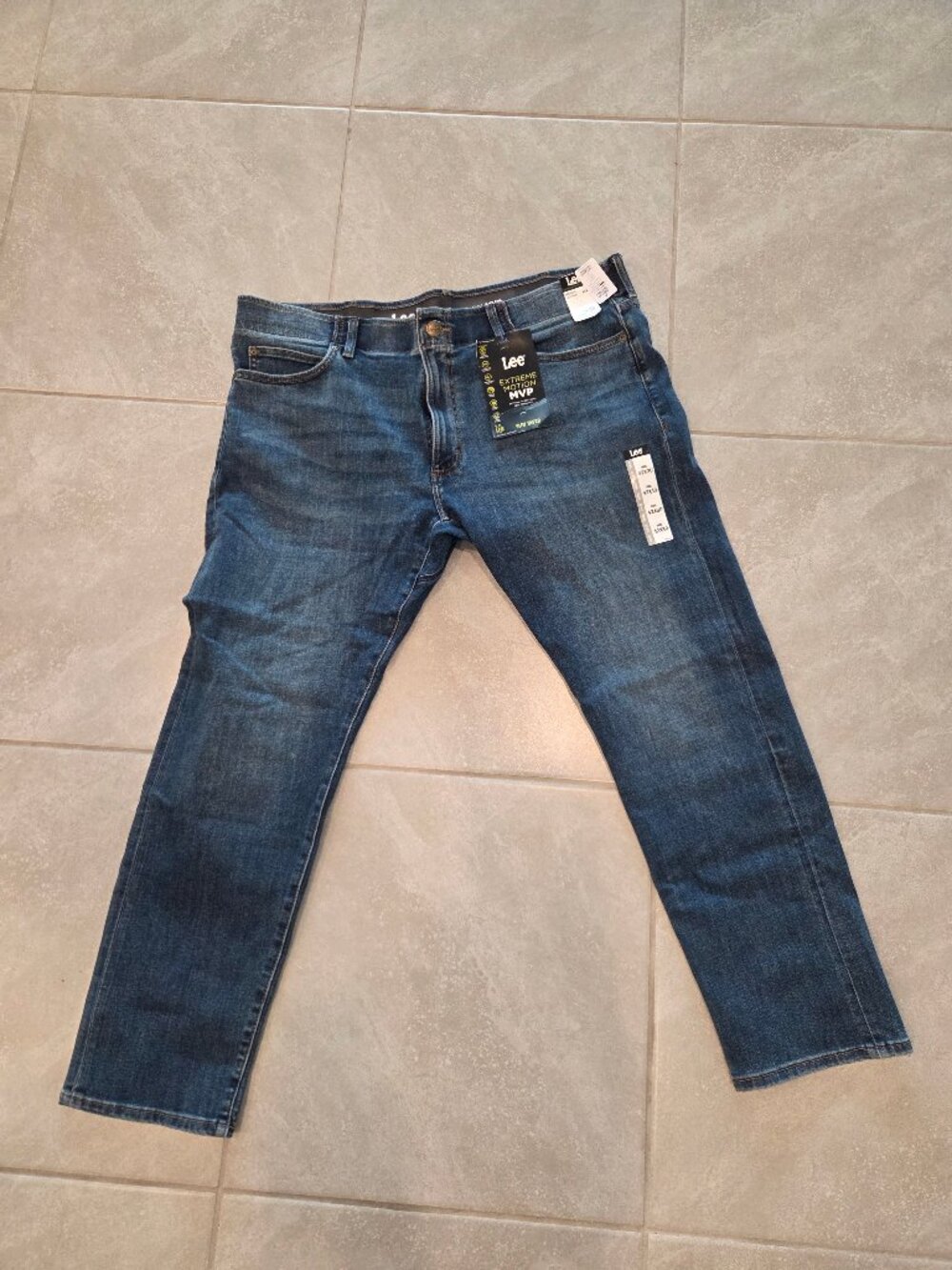 NWT - Lee Extreme Motion Blue MVP Slim Taper Jeans 42x30